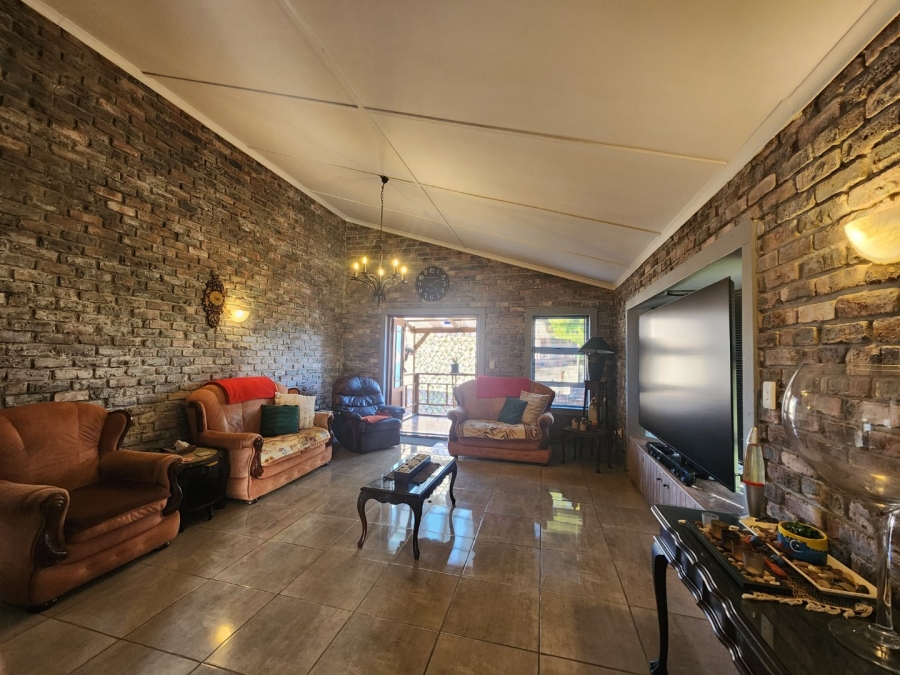 4 Bedroom Property for Sale in Rooi Rivier Rif Western Cape